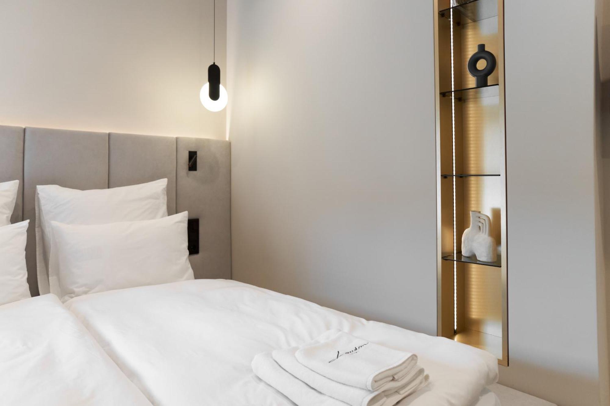 Hotel Laudon Ujhorod Cameră foto