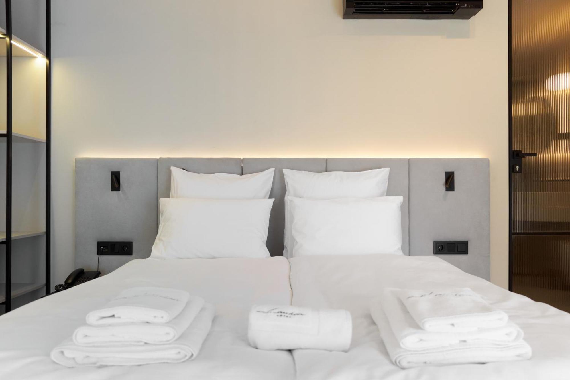 Hotel Laudon Ujhorod Cameră foto