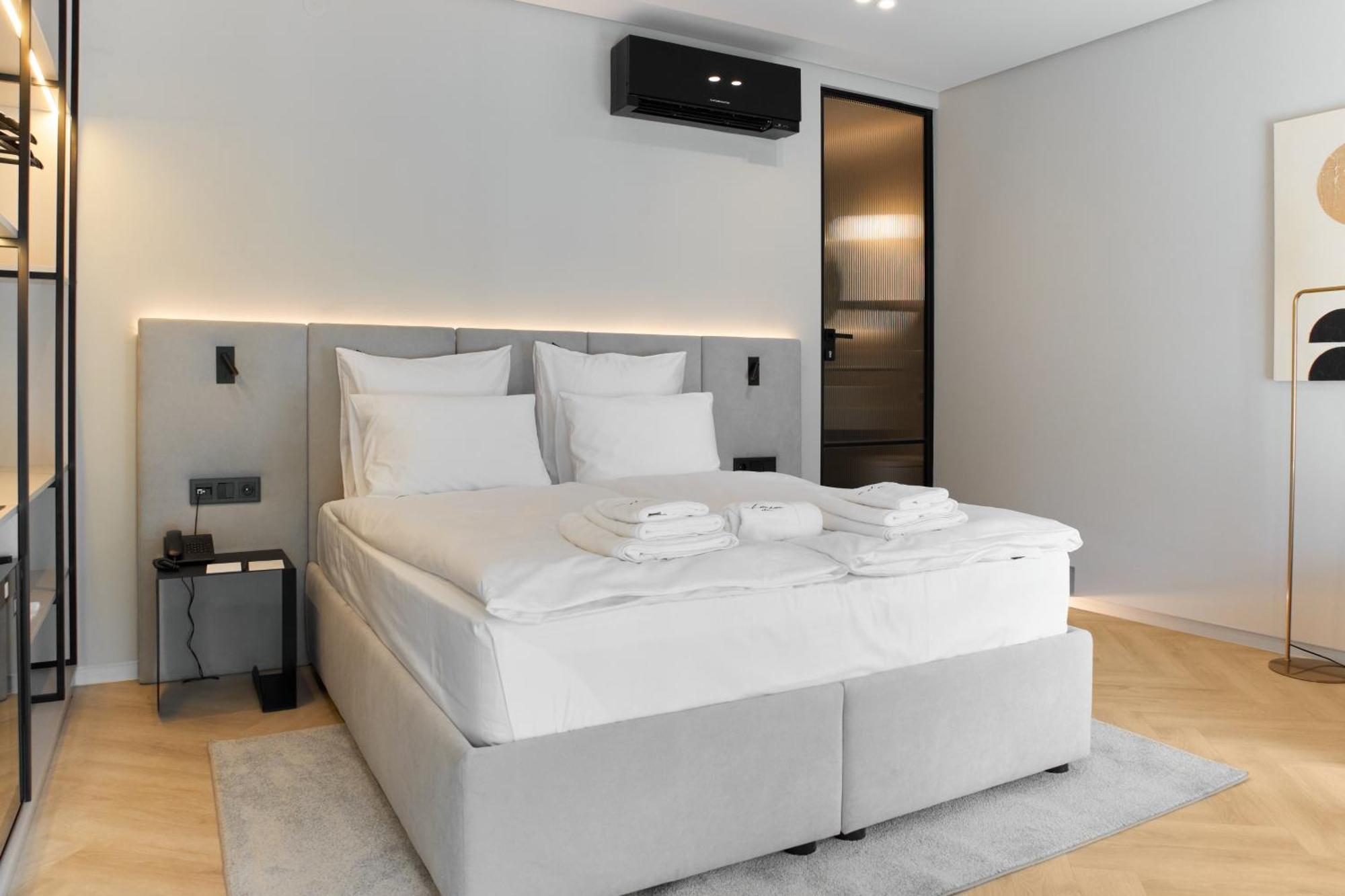 Hotel Laudon Ujhorod Cameră foto